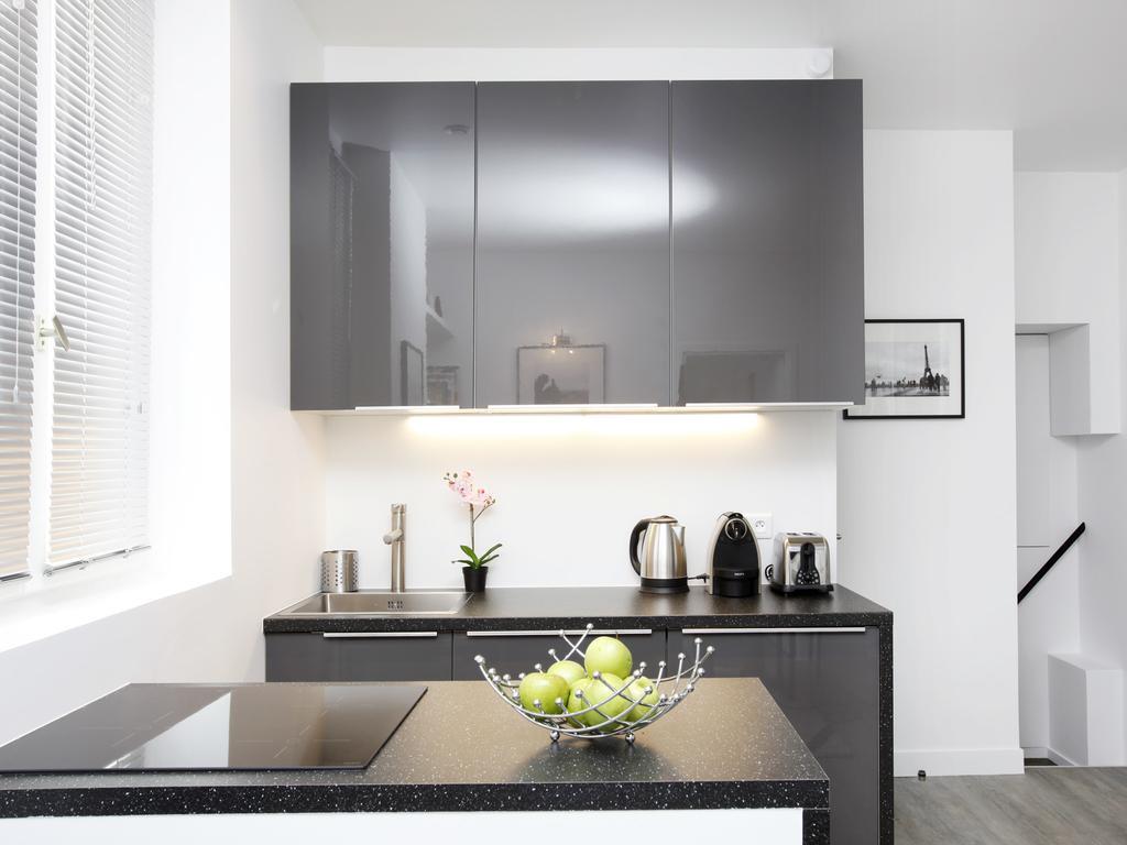 Charming 2br-2ba Between Le Marais & Le Louvre Appartement